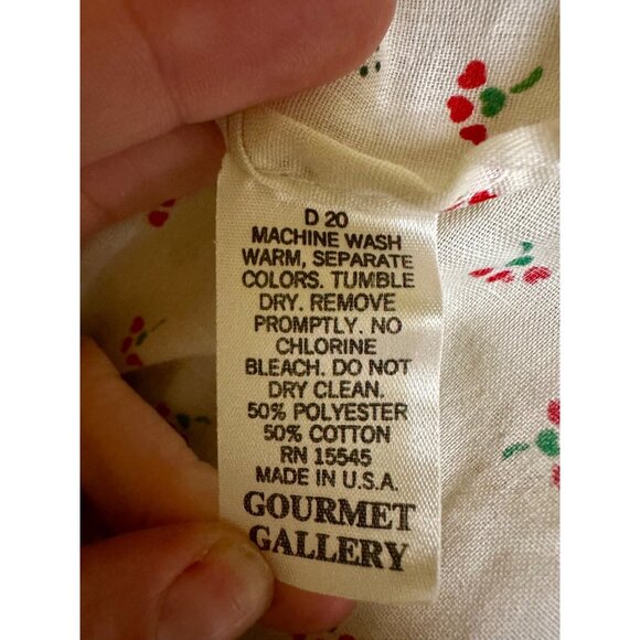 Vintage Noel Christmas Apron • Quilted Holly Embroidery • Gourmet Gallery • USA - Picture 5 of 5